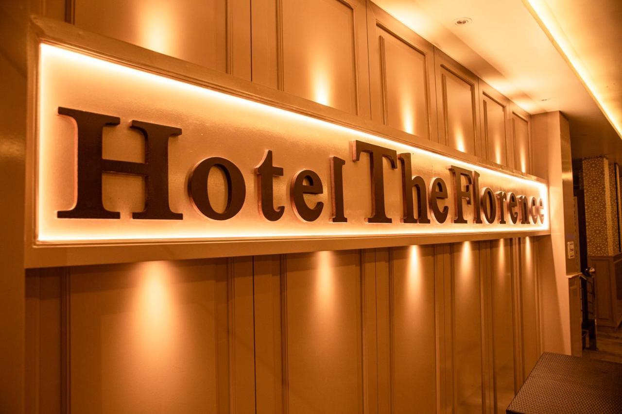 Hotel The Florence Чамба Екстериор снимка